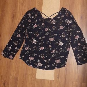 Navy floral top